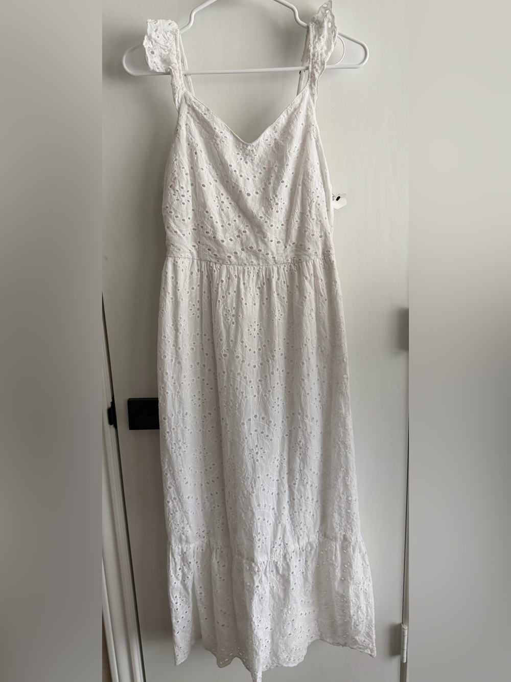 Classic White Eyelet Midi Dress size M
